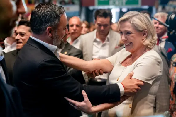 “National priority”, an idea from the French far-right that the PP has bought from Vox