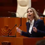 Guardiola, investida presidenta de Extremadura con el recado de Vox: “Nadie de fuera por delante de un español”