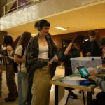 Thousands of professors and students from Complutense simulate a “referendum” to highlight that the cuts continue