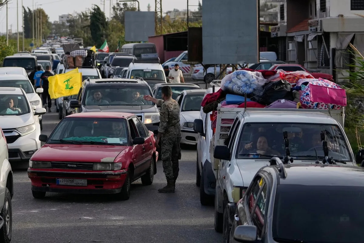 Latest news on the United States and Israel's war against Iran, live | Thousands of people try to return to their homes in southern Lebanon after the ceasefire