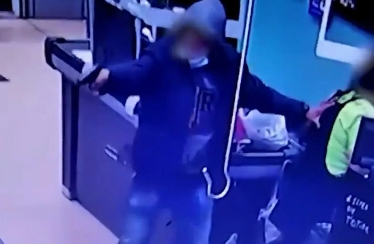 The Public Prosecutor's Office asks the Mossos for soft surveillance to control a dangerous prisoner