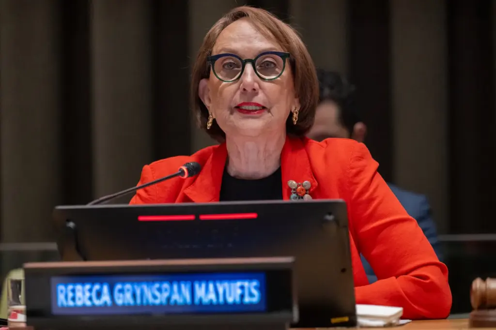 Who are the candidates competing against Michelle Bachelet for the UN Secretary-General position