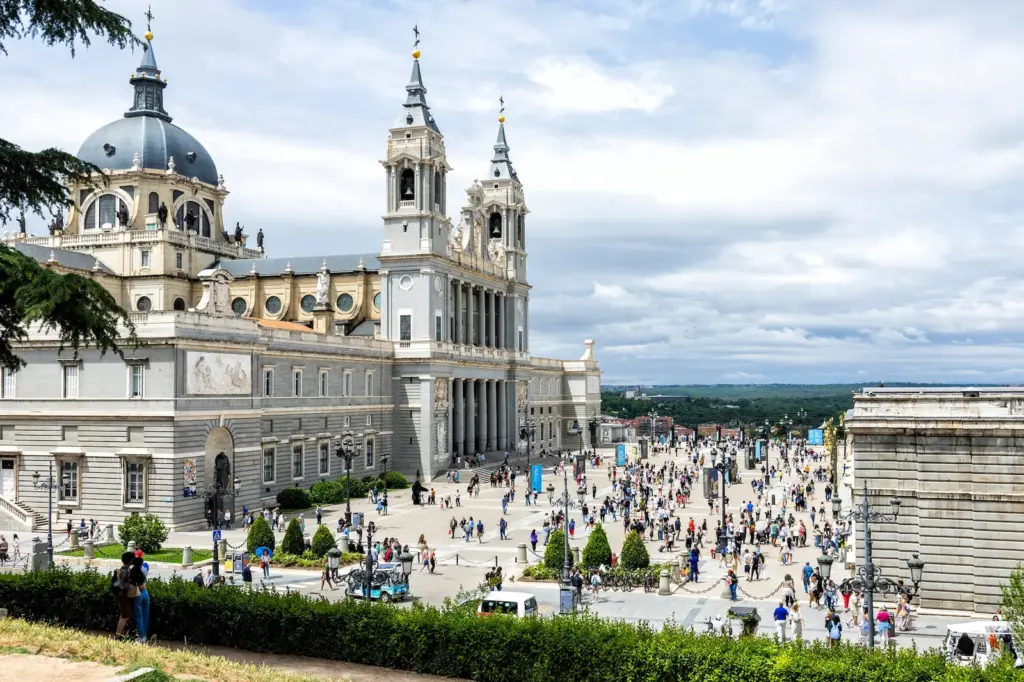 Rift in the Madrid Chamber of Accounts over the audit of Ayuso Government's tourism policy: “The tone borders on insult”