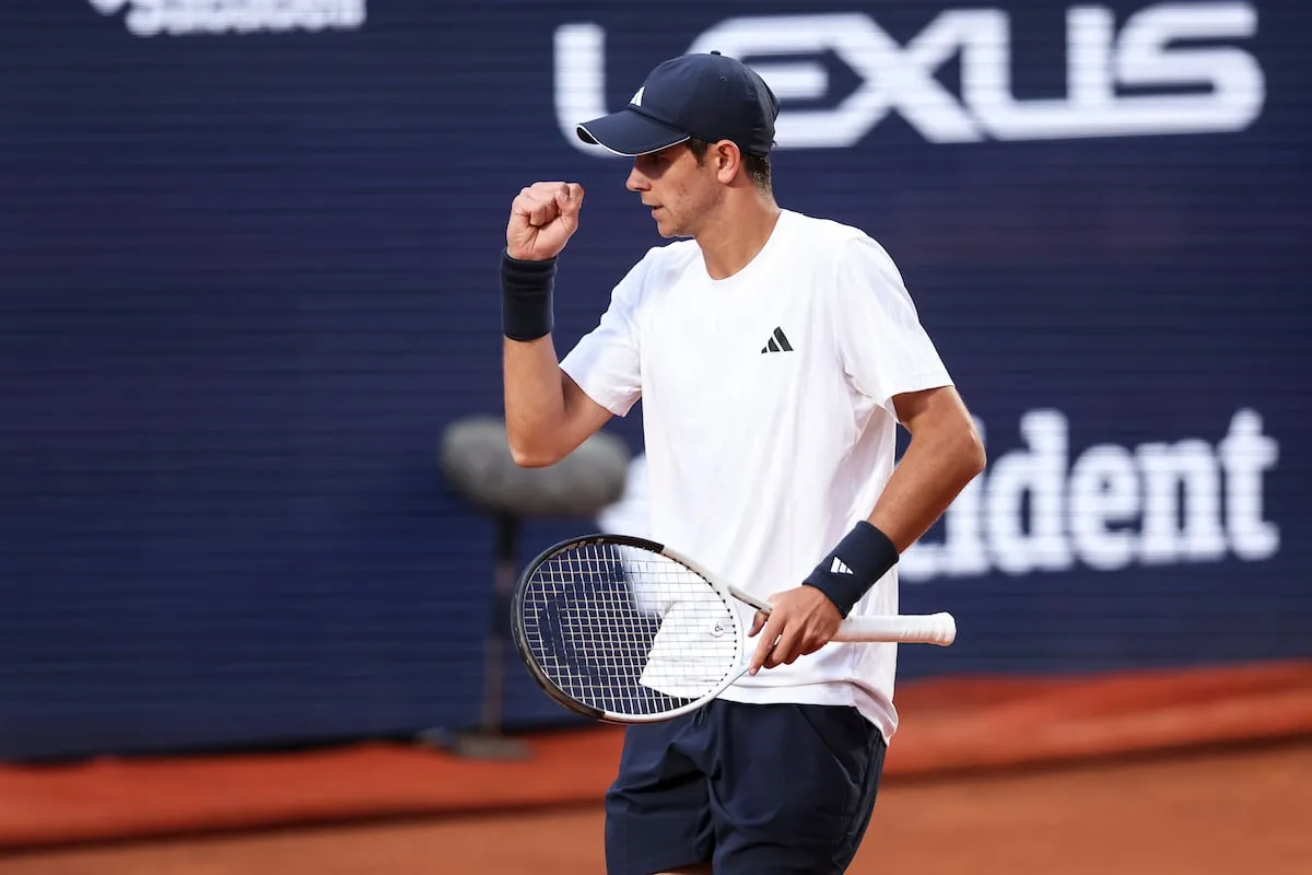 Rafa Jódar is still on a roll and is already in the quarterfinals of the Conde de Godó