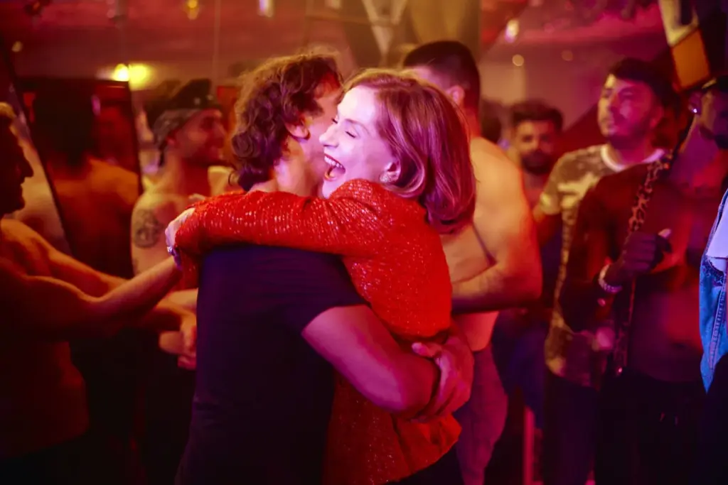 Why did the richest woman in the world give gifts of 1 billion euros to a ‘friend’? The story of the L’Oréal heiress comes to the cinema