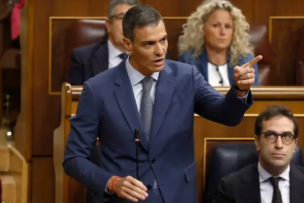 Sánchez tries to ease the tension and states that he wants “good company like that of the PNV” to reach the end of the legislature