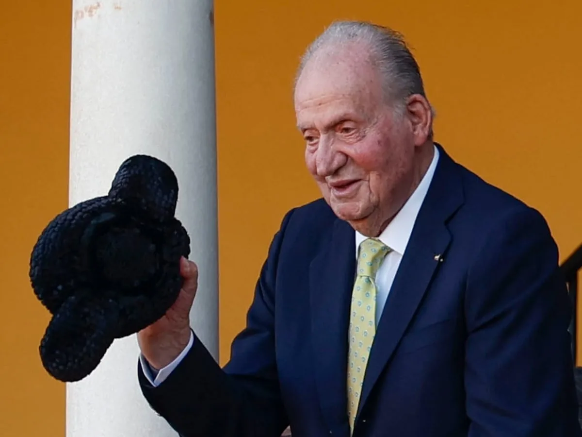 Juan Carlos I: “With the current Government, things must not be easy for my son”
