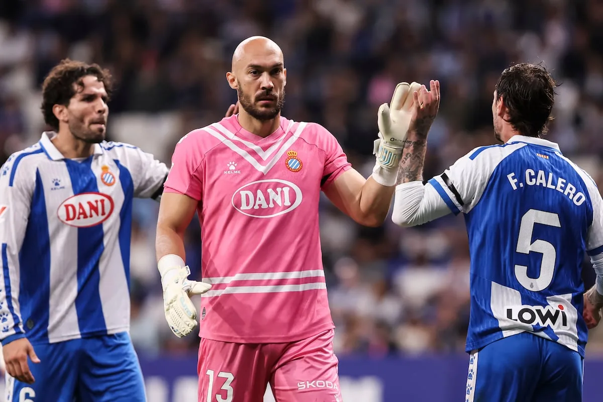 Dmitrovic prevents Espanyol's defeat against a Levante that is left wanting