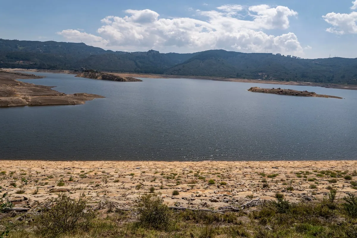 The environmental authority limits Coca-Cola's exploitation of the springs in La Calera to prioritize human consumption