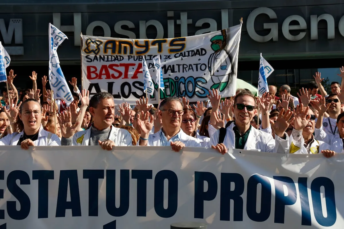 Support for the doctors' strike continues to fall, and unions call for Pedro Sánchez's intervention