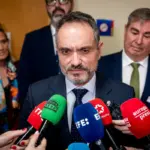 The mayor of Móstoles evades accusations of sexual and workplace harassment and lashes out against the Sánchez Government