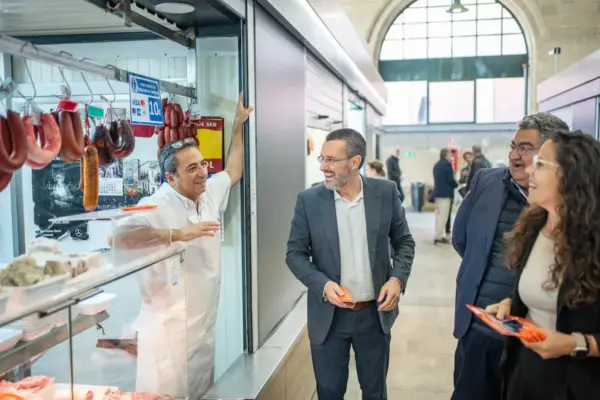 The independent party of the mayor of La Línea seeks the Andalusian "carambola" and to be the key to government