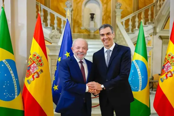 Progressive leaders meeting in Barcelona, live | Pedro Sánchez, Lula, and Sheinbaum participate in the meeting In Defense of Democracy in Barcelona
