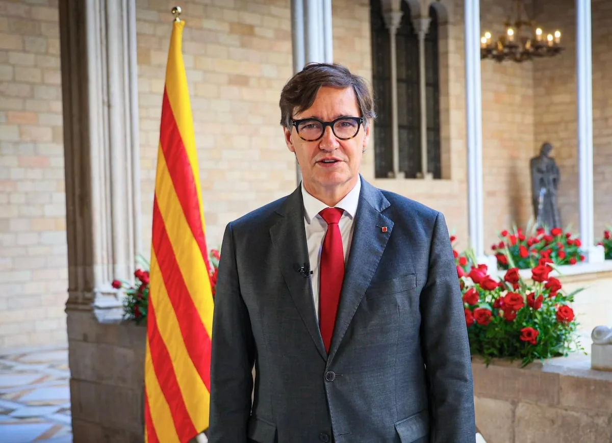 Salvador Illa reivindica el catalán en un discurso de Sant Jordi centrado en la regularización de inmigrantes