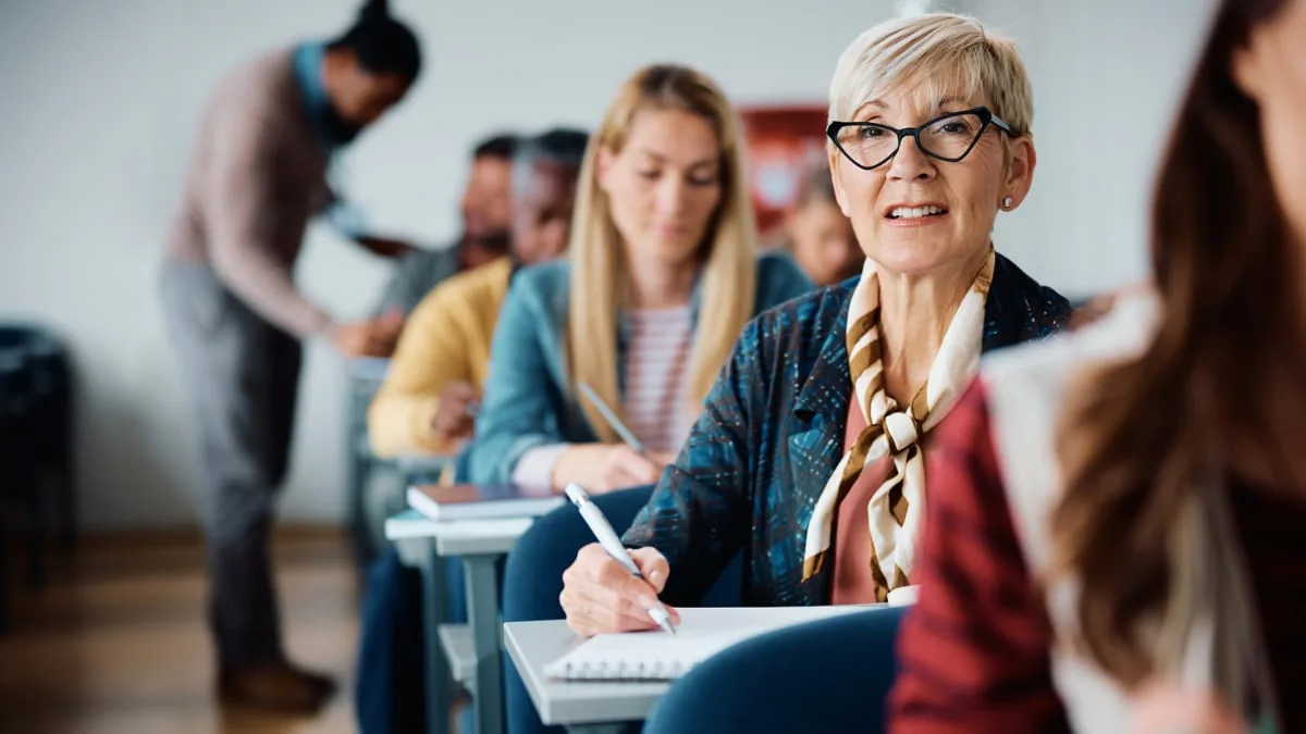 The University of Experience breaks the isolation of older people in empty Spain