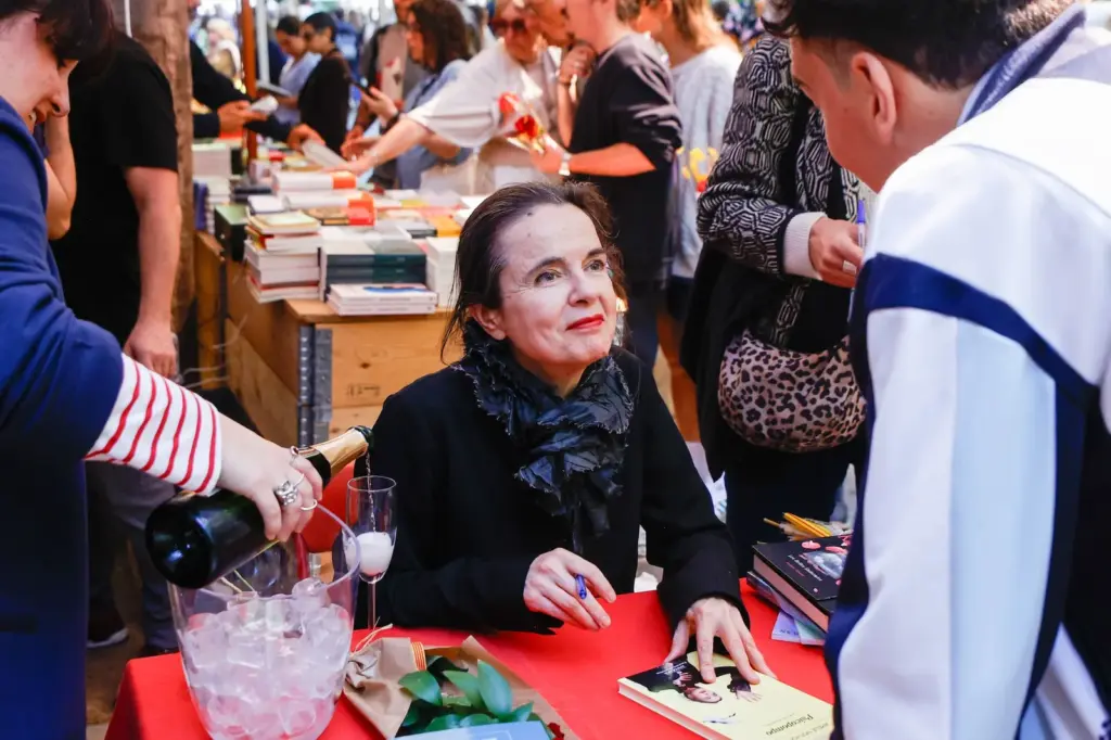Amélie Nothomb and Han Kang: a Sant Jordi between champagne and roses