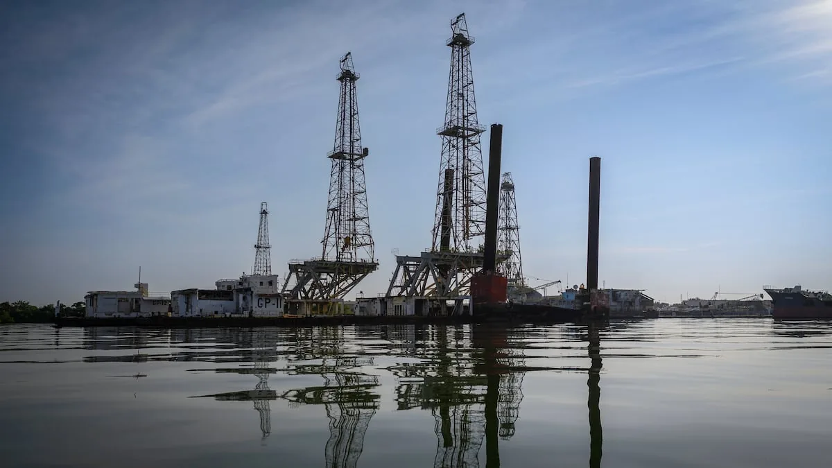 Fear of scarcity cracks the global addiction to oil