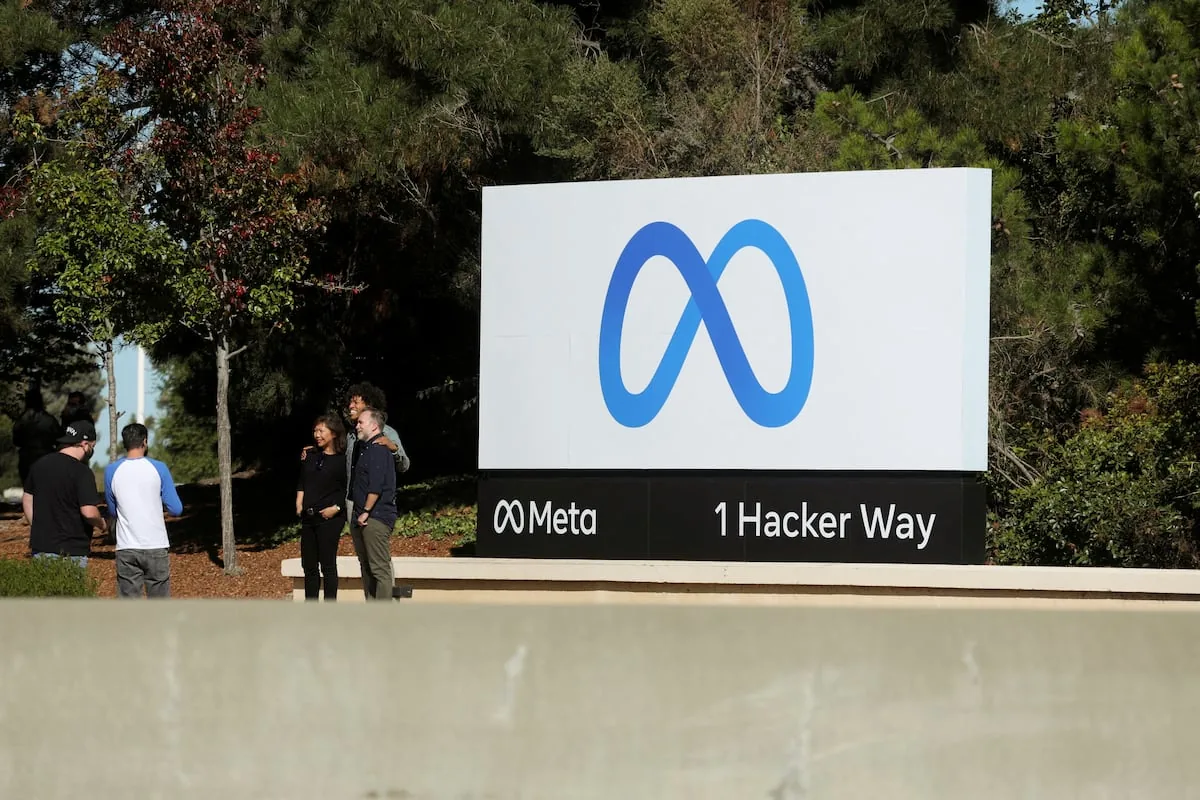 Meta will lay off around 8,000 people, 10% of its global workforce, due to the impact of its AI investments