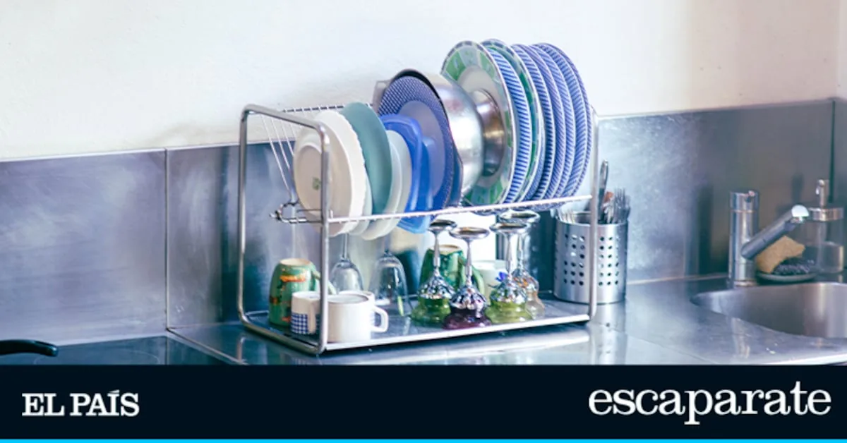 The solution for mini kitchens: Amazon's vertical dish rack that is a best-seller and does not rust