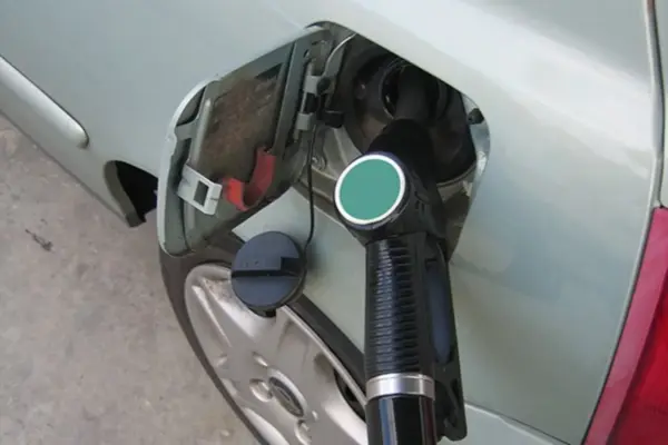 The unions call off the strike at gas stations for the May long weekend after reaching an agreement on the collective agreement