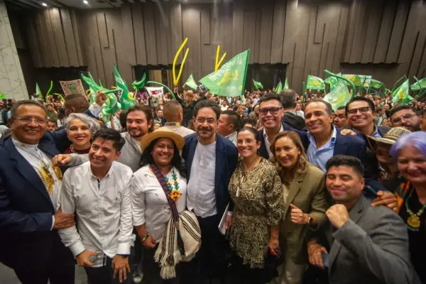 Iván Cepeda's campaign prepares for the arrival of the Greens, with the Constituent Assembly as the last obstacle