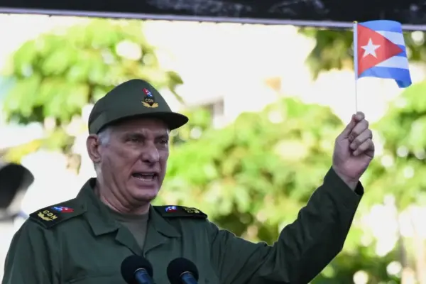 Díaz-Canel warns of "a bloodbath" if the United States attacks Cuba