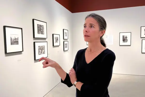 Cynthia Young, manager of the Robert Capa legacy: “The cultural center of the Madrid City Council has nothing to do with him”