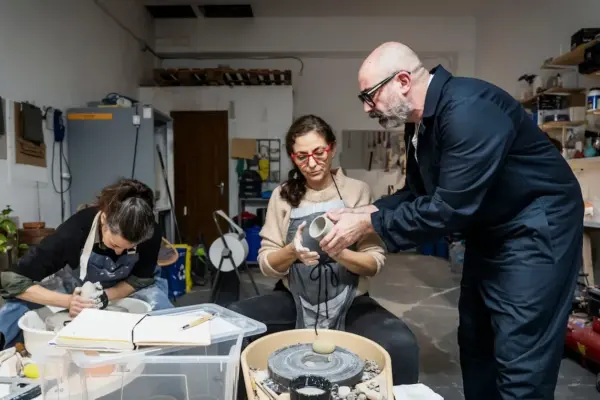 Roberto Paparcone, the architect who left his job to mold clay