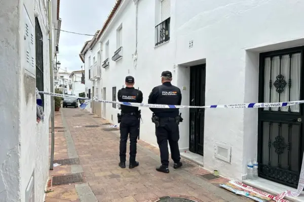 The Prosecutor's Office seeks 48 years for the man who killed and set fire to his ex-partner in the presence of their three children in Malaga