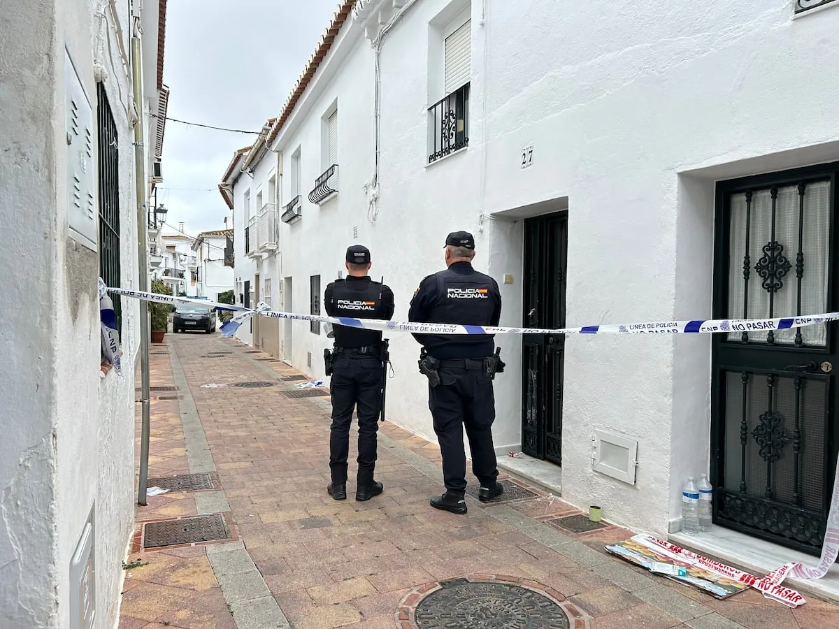 The Prosecutor's Office seeks 48 years for the man who killed and set fire to his ex-partner in the presence of their three children in Malaga