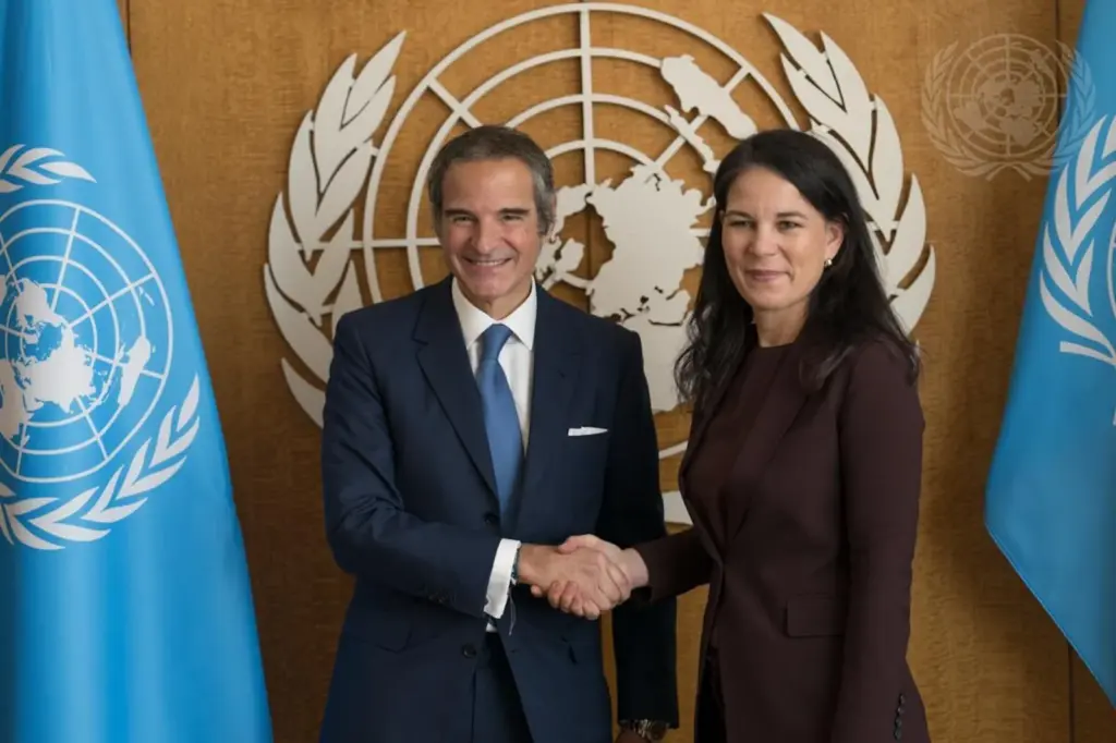 Who are the candidates competing against Michelle Bachelet for the UN Secretary-General position