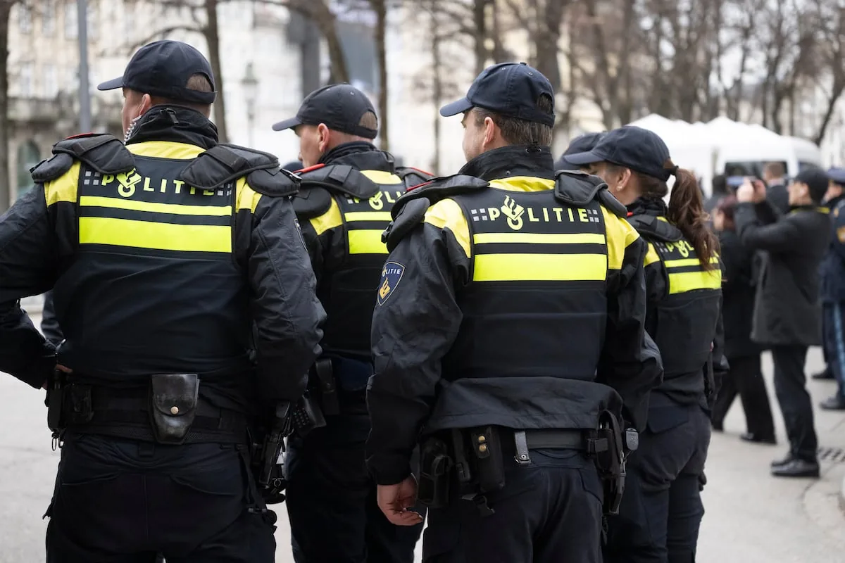 Dutch and Catalan students forced to kneel and threatened with possible firearm in the Netherlands