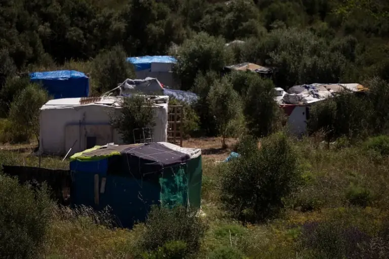 Ibiza will evict 200 workers from their settlements on the eve of the season