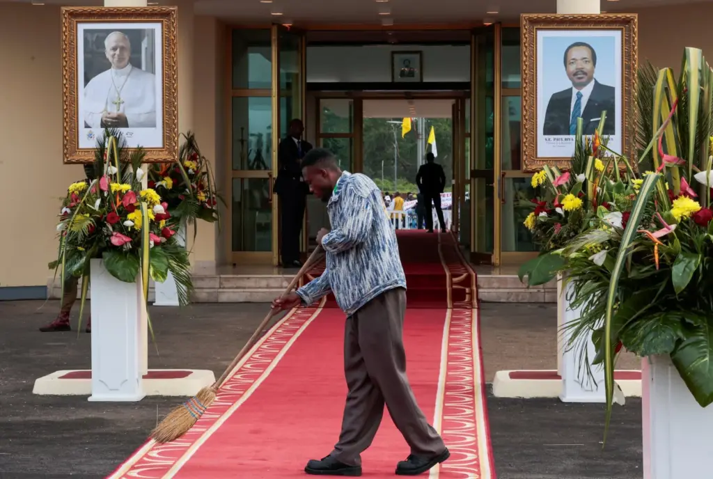 The Pope, from the heart of the conflict in Cameroon: “The world is being devastated by a handful of tyrants”