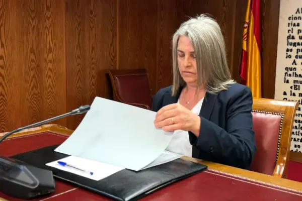 Follow the intervention of Francisca Muñoz, wife of Santos Cerdán, in the Senate commission on the 'Koldo case'