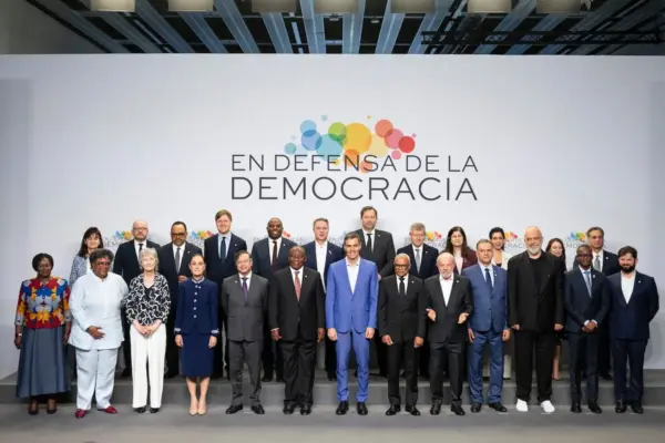 The excesses of the far-right open an opportunity for the global left
