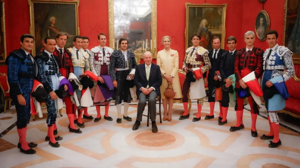 Juan Carlos I: “With the current Government, things must not be easy for my son”
