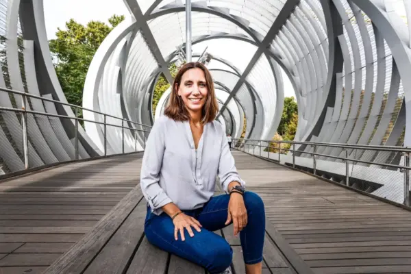 Lucía Prieto Godino, the scientist who has transferred a behavior from one species to another