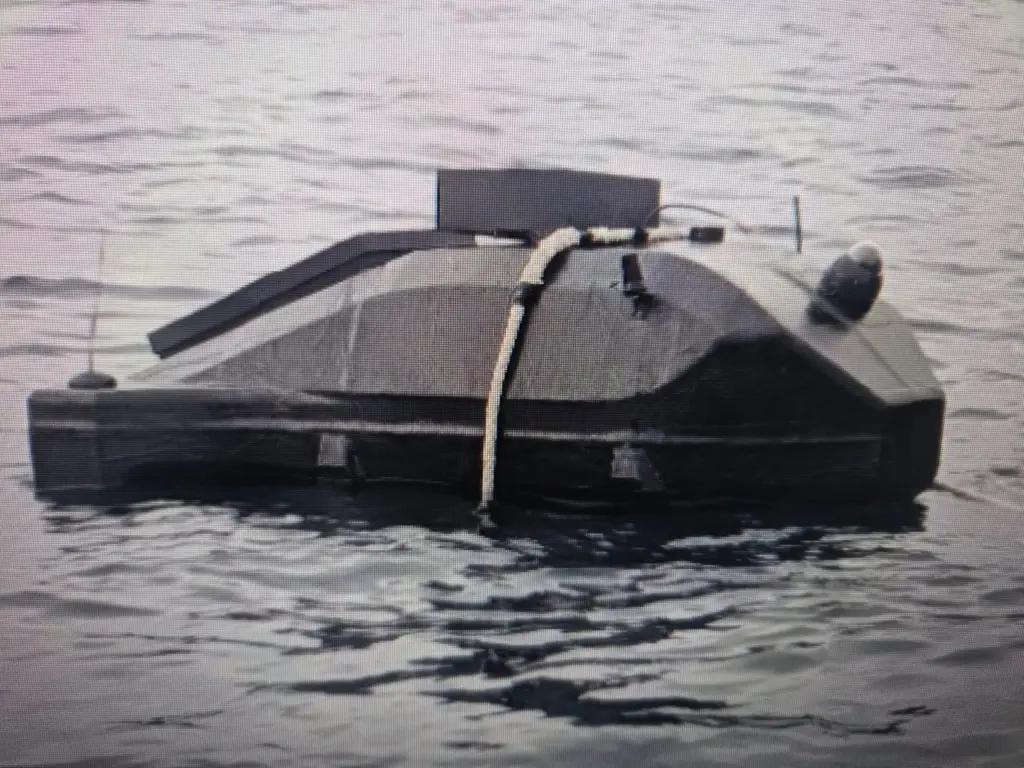 Found an underwater drone shaped like a car that the drug trafficker used in the Strait