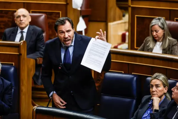 The Minister of Transport meets in Madrid with the Rodalies user platform three months after the start of the crisis