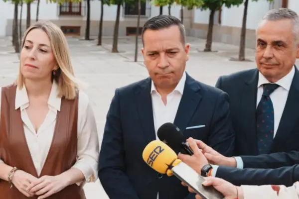 Vox enters the Government of Extremadura with a vice presidency and the portfolios of Family and Agriculture
