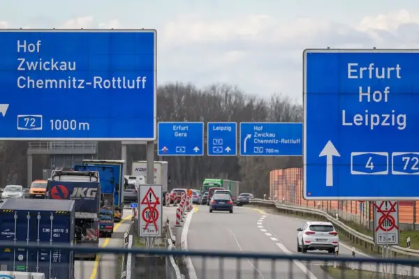 The German Parliament debates whether to limit the speed on highways to 130 kilometers per hour
