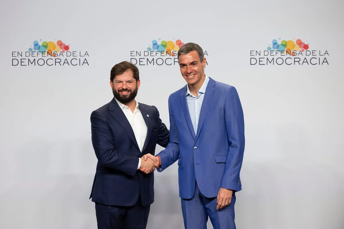 Boric warns in Spain: “Democracy is not a natural state of things. We have to take care of it, it is fragile”