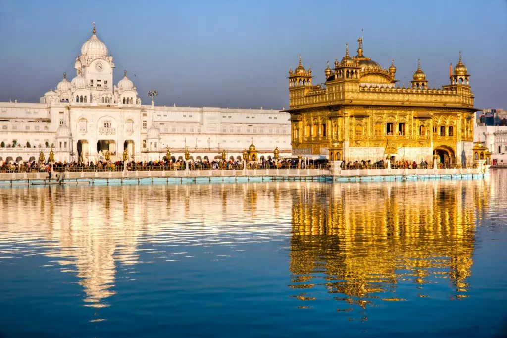 Templo de Amritsar en el Punjab.