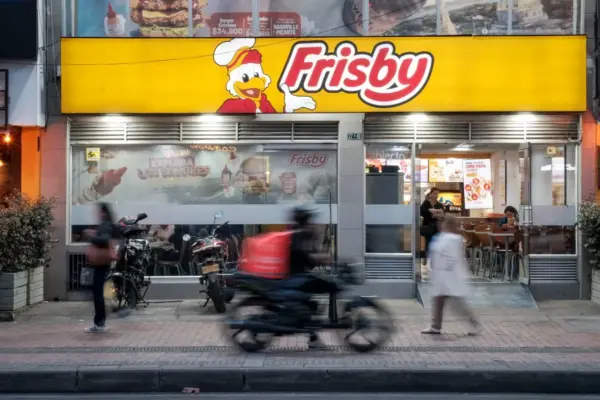 Frisby Colombia loses the use of its brands in Spain