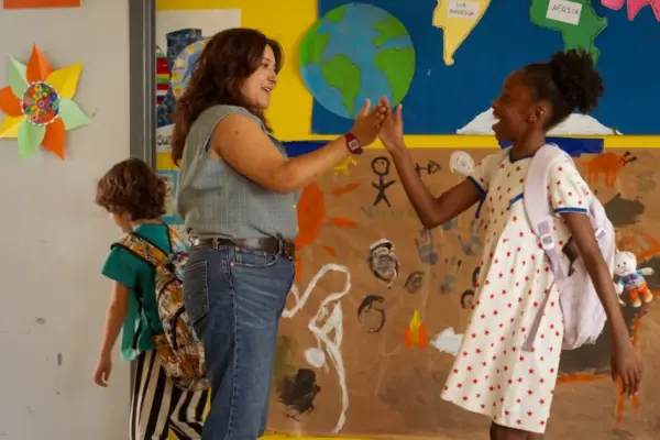 With ‘Barrio Esperanza’, TVE moves between remarkable and failing