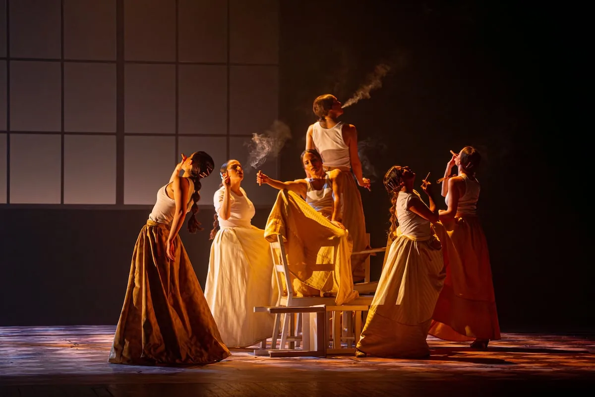 ‘Humo’: a good approach by Rafaela Carrasco undermined by confusion