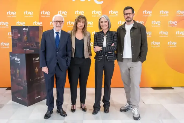 'The Trial' by José Luis Sastre revives the spirit of 'Popular Tribunal' to temper the most polarized Spain