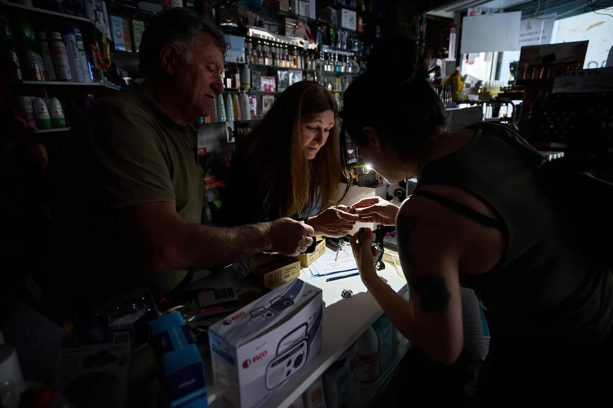 The Bank of Spain recommends carrying between 70 and 100 euros in cash to face crises such as a blackout