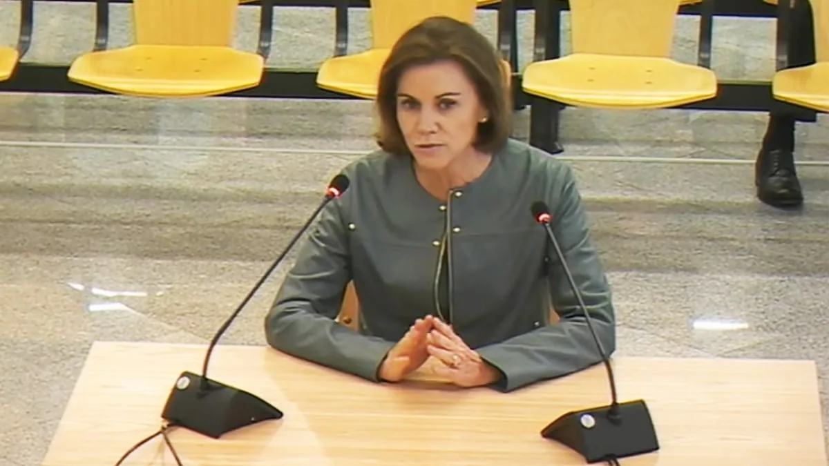 The President of the Court does not accept the question from the PSOE lawyer to Cospedal about Bárcenas' dismissal: “Who informs him?